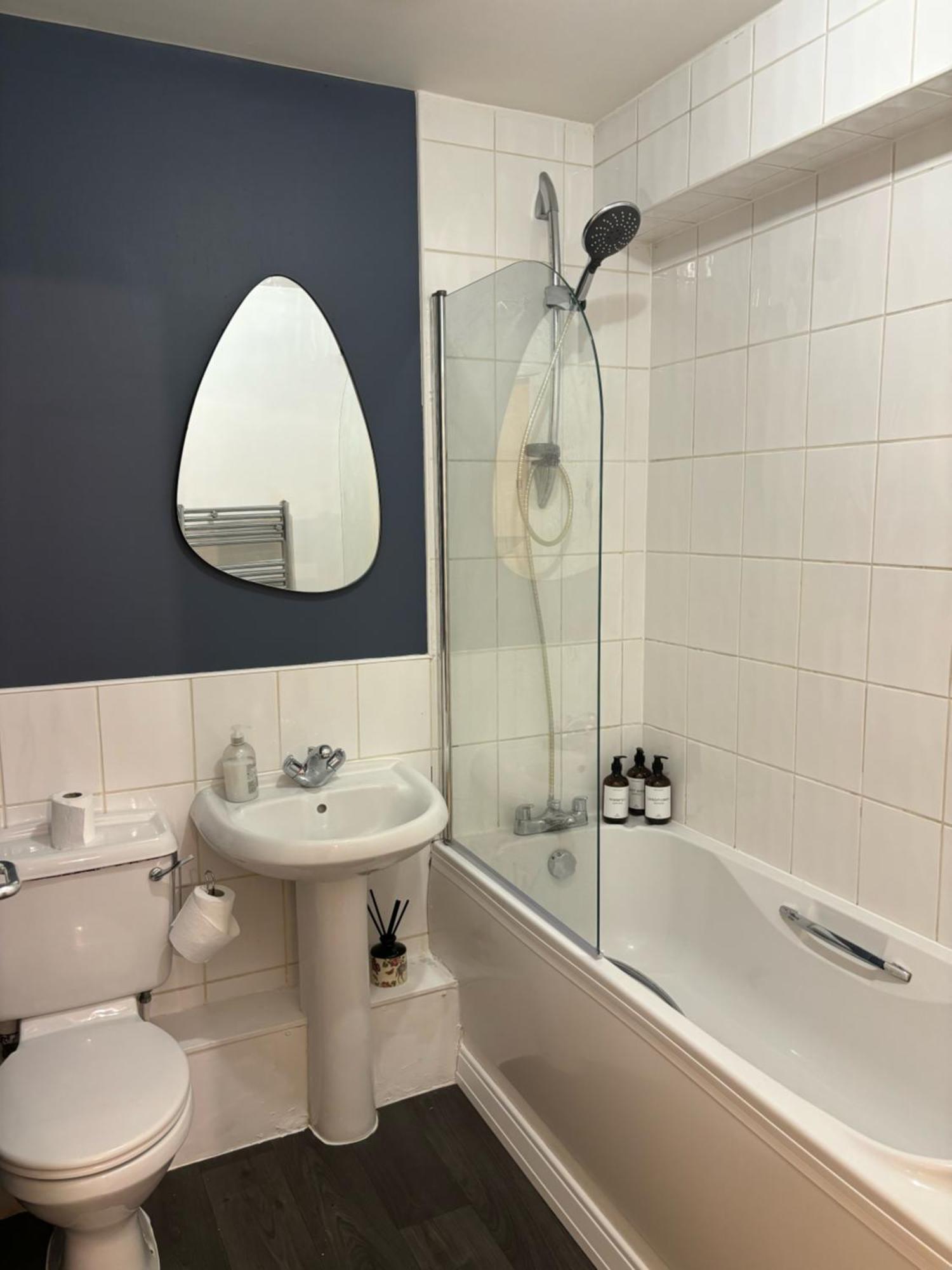 Modern 2 Bdr Flat In Nottingham City Centre With Free Parking المظهر الخارجي الصورة