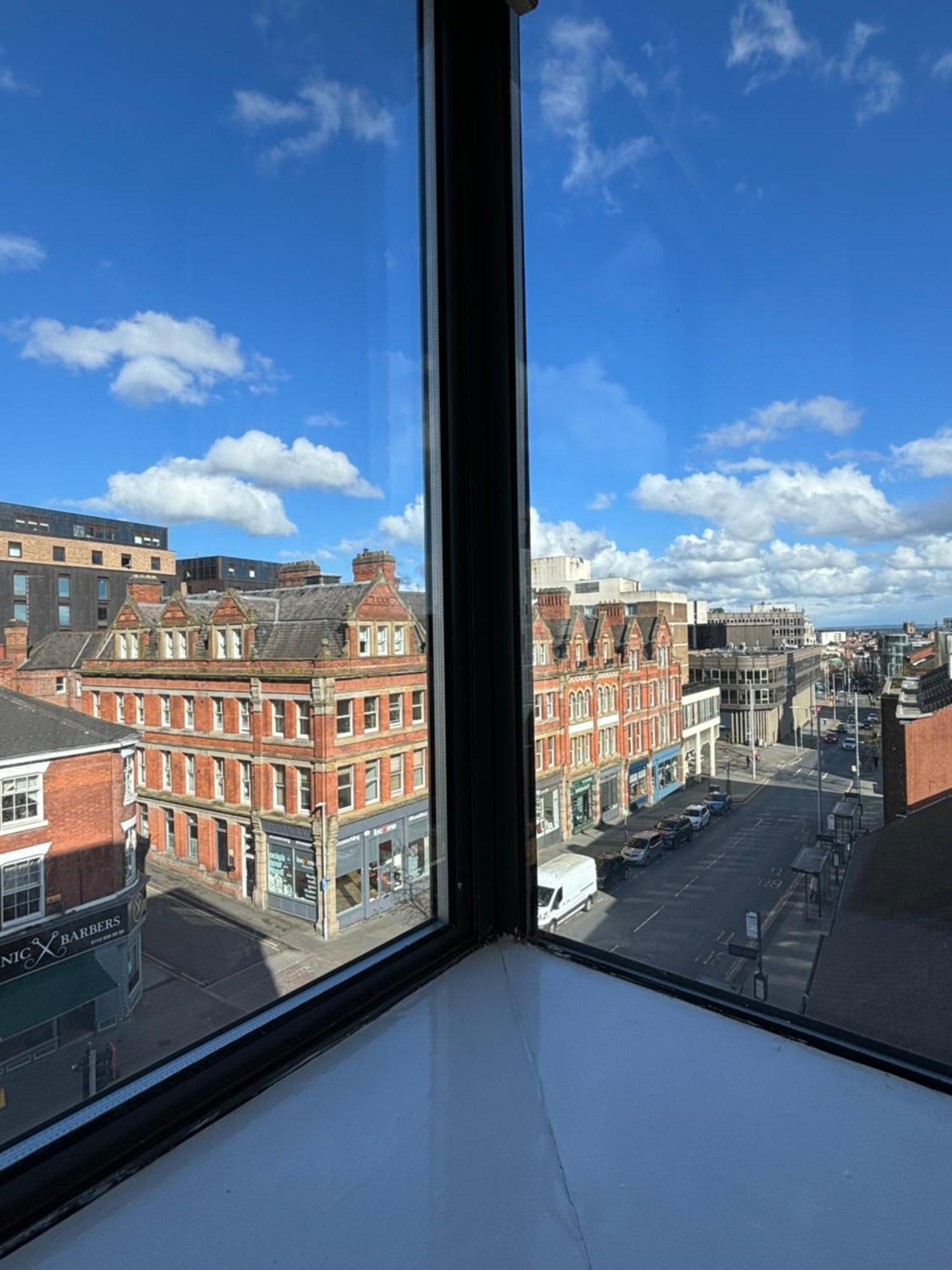 Modern 2 Bdr Flat In Nottingham City Centre With Free Parking المظهر الخارجي الصورة